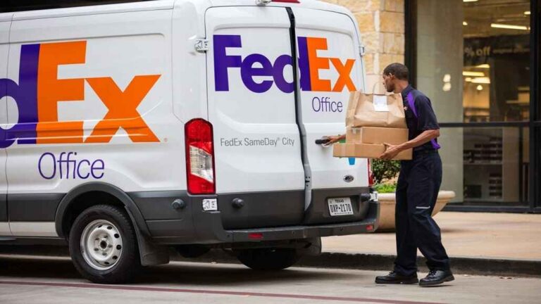 FedEx Improves Communication Between Johor and Singapore