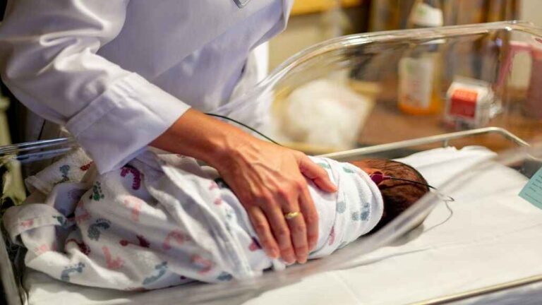 How to Prevent Complications During Childbirth