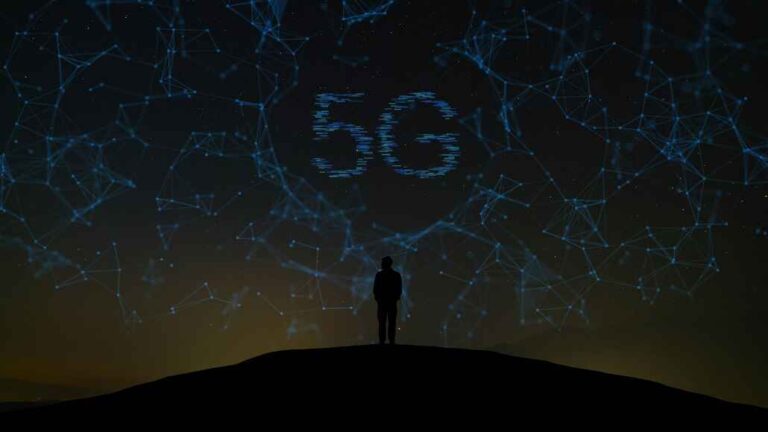 Mobile Service Revenue in Singapore Sees a Growth Due to 5G