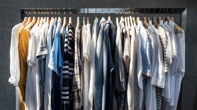UK Clothing Sales Jump 3.7% in March 2025 Amid Good Weather UK Clothing Sales Jump 3.7% in March 2025 Amid Good Weather