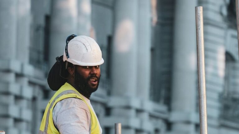 Deciding Between Hydro- and Air-Excavation for Your Next Project: 7 Considerations