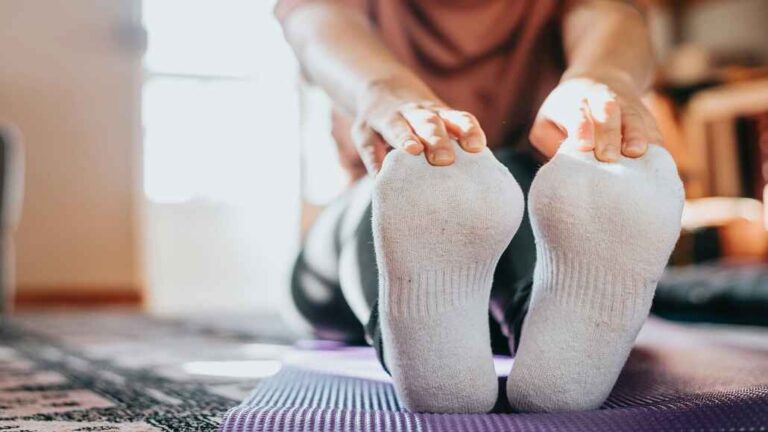Smart Insoles and Socks Transform Foot Health Management