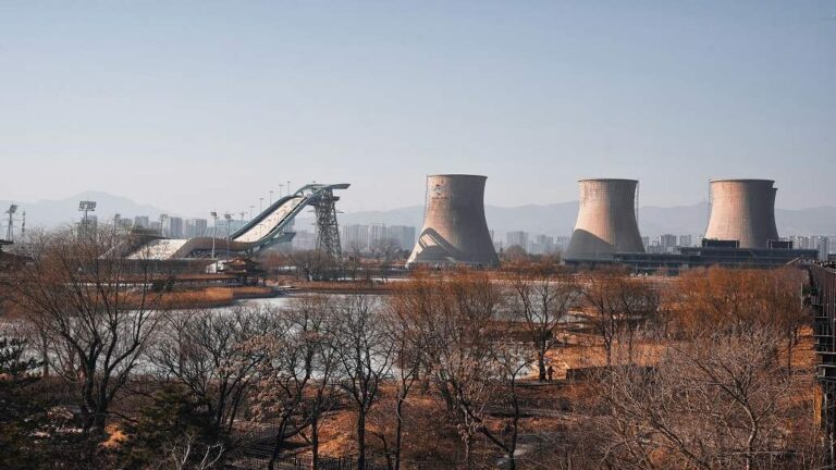 Hybrid Fusion-Fission Nuclear Plant – World First from China