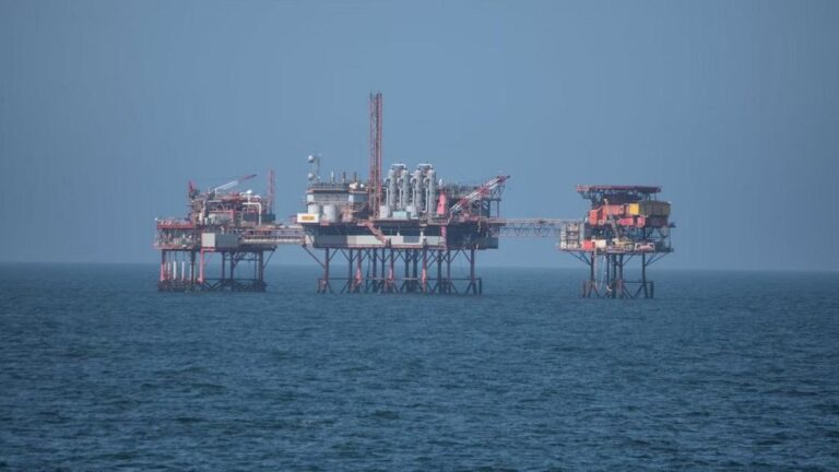 North Sea Oil and Gas Production – A Privilege for UK