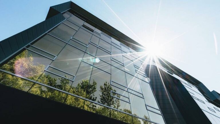 Designing Commercial Exteriors That Stand Out