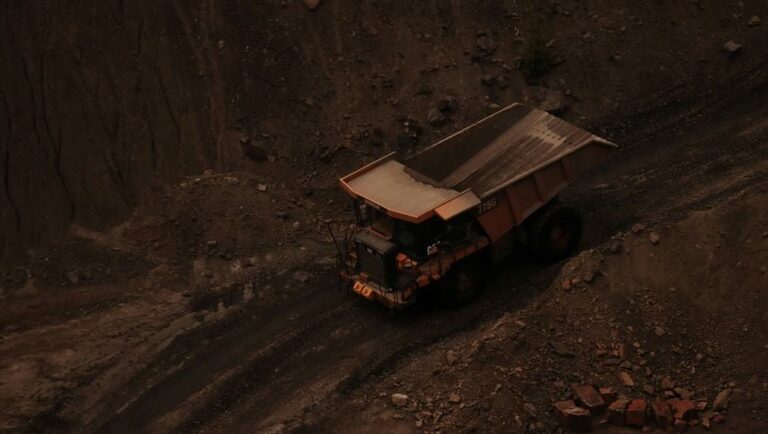 Investments in Saudi Arabia Mining Sector Clock $32bn