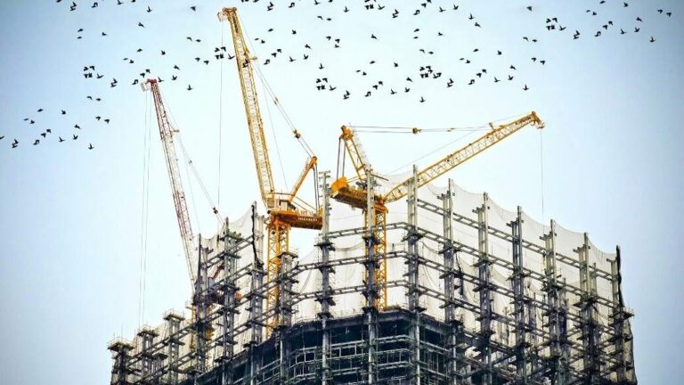 Make Safety Second Nature With These 9 Tips for a Fall-Free Jobsite