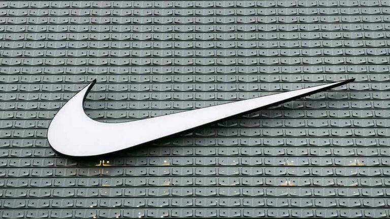 Nike Braces for $1 Billion Cost from New US Tariffs