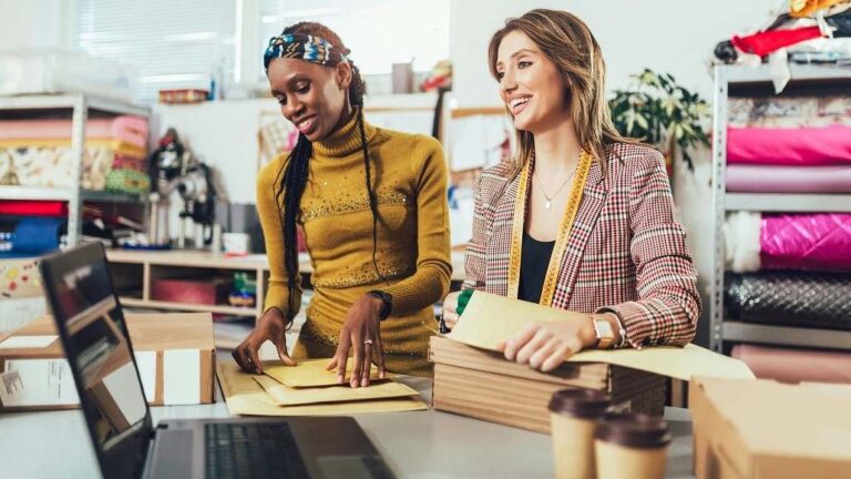 Survey Exposes Weaknesses in US & UK Fashion Supply Chains