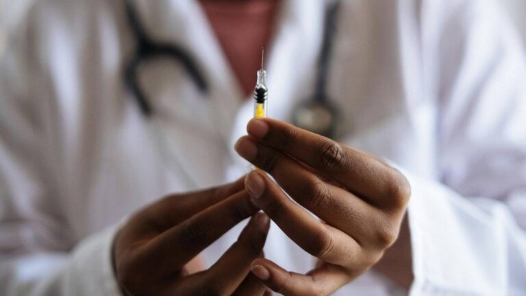How Nurses Can Advance Their Careers With the Right Education