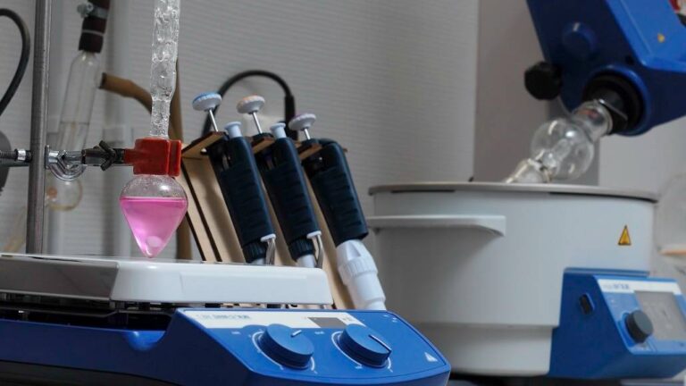 Key Factors to Consider When Setting Up a New Laboratory