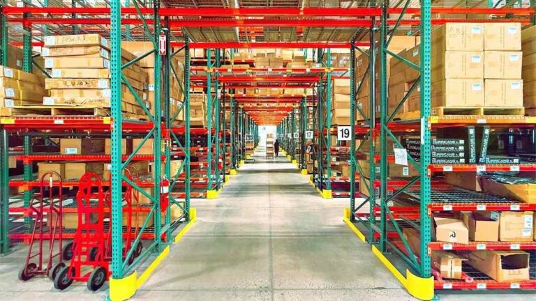 Inventory Levels Rise as UK Fashion Faces Supply Delays