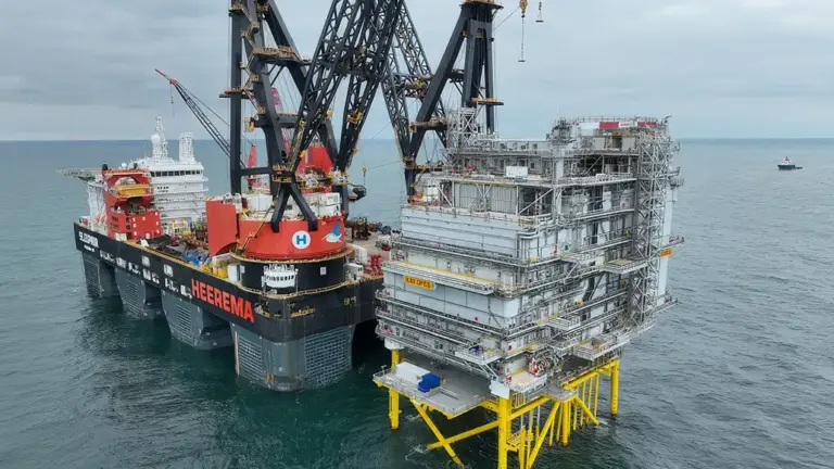 Iberdrola Installs HVDC Tech at East Anglia THREE Wind Farm
