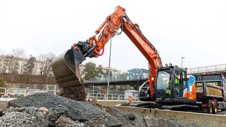 Hitachi to Open First Landcros Development Centre in Germany