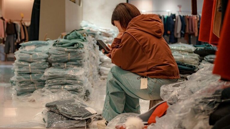Wholesale Distribution in Fashion: AI and Key Trends
