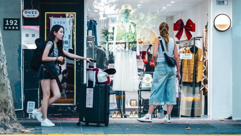 Luxury Spending in China: 2025 Trends and Insights