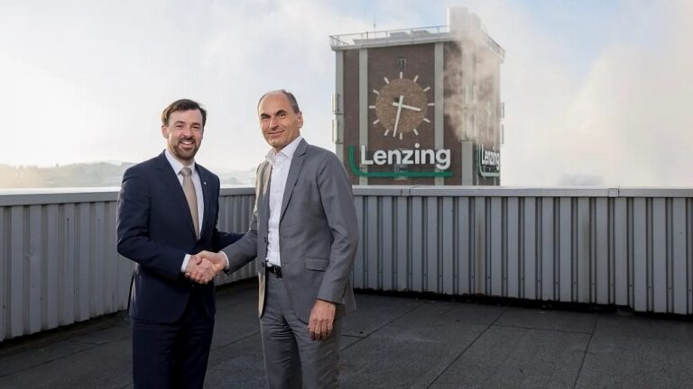 Lenzing and Energie AG Umwelt Service Extend RVL Partnership Through 2040
