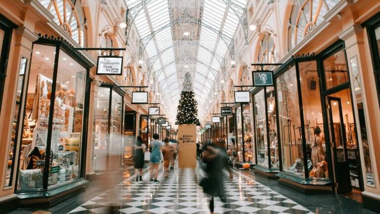 UK Fashion Spending Remains Strong Amid Economic Pressures