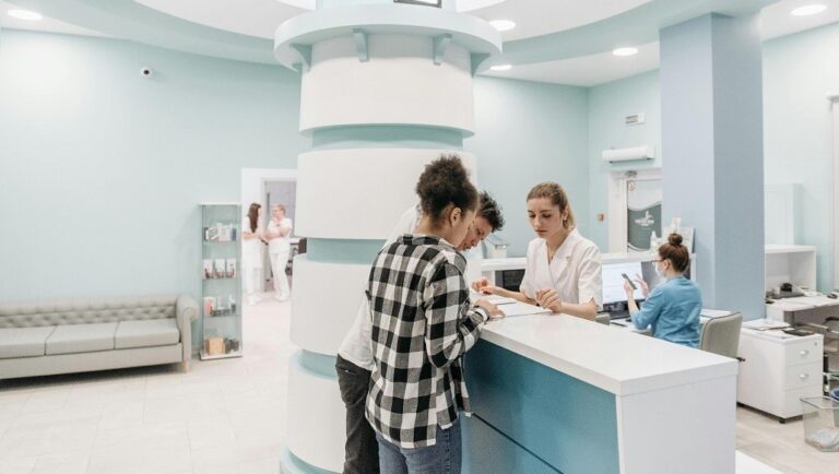 How Modern Technology is Elevating Care in Rehab Facilities