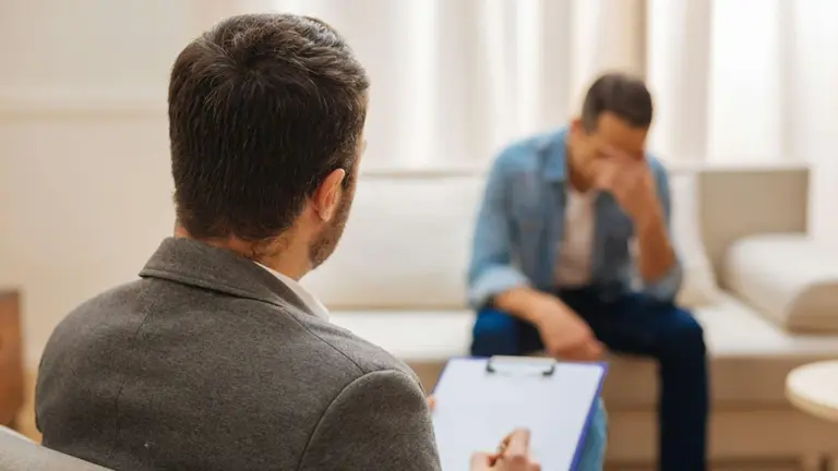 Why Dual Licensing Matters in Mental Health: Trish Schnabel’s Insights