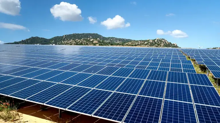 Tongwei Plans to Acquire Qinghai Lihao in Polysilicon Deal