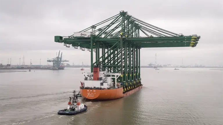 PSA Antwerp Advances Modernization with 5 Mega STS Cranes