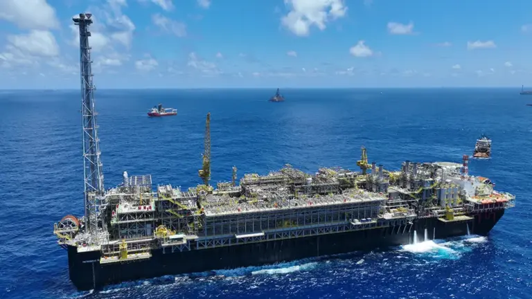 Seatrium Achieves First Gas Injection for Petrobras P-78