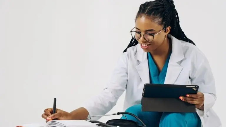 How Live Documentation Helps Doctors Spend More Time With Patients