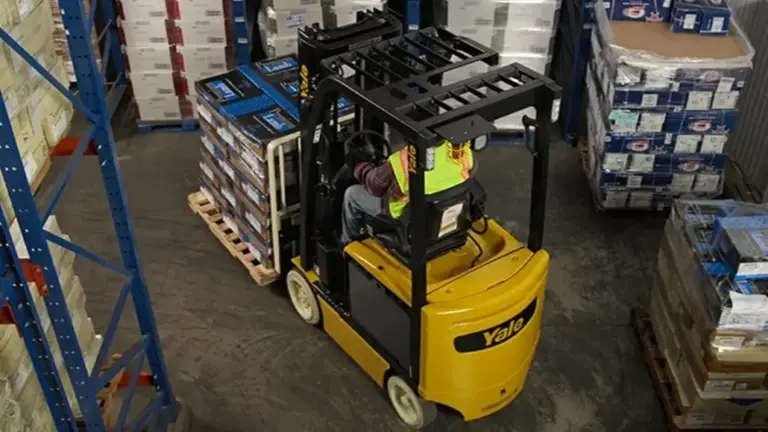 Territory Spotlight: Buying Forklifts Near Your Oklahoma City Operations
