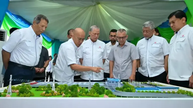 TNB Launches Malaysia’s First Grid-Connected BESS Project