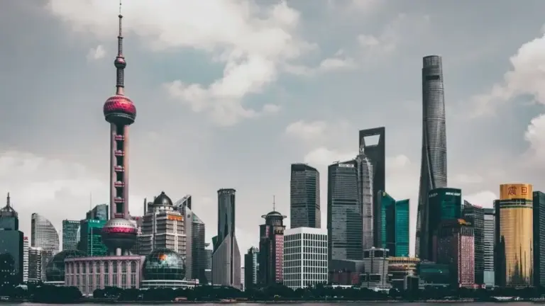 China’s Evolving Role: From Global Fashion Exporter to Major Market Catalyst