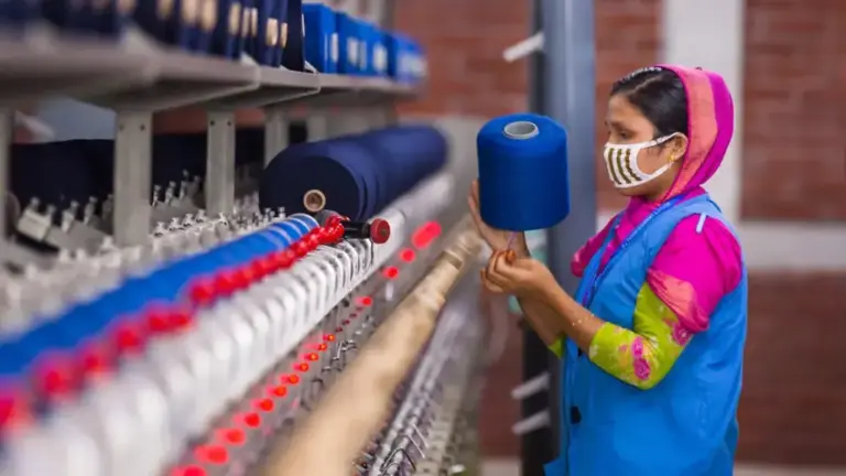 Report: Downward T-Shirt Pricing Hurts Garment Wages and Safety