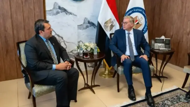 Egypt Discusses Petroleum Sector AI Technology with AIQ
