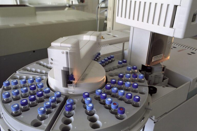 The Rise of Self-Driving Laboratories and the Future of Biotech R&D