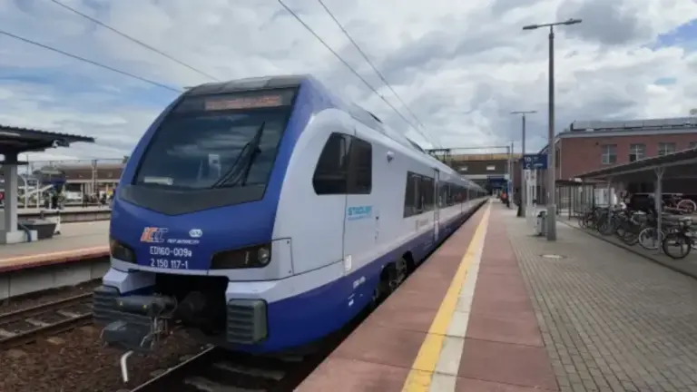 Rail Connectivity Takes to the Tracks with a Live LEO Trial