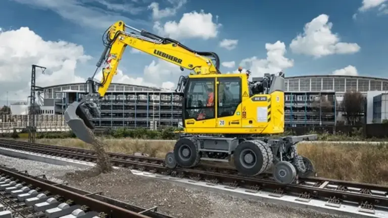 Liebherr – a reliable partner at InnoTrans 2026