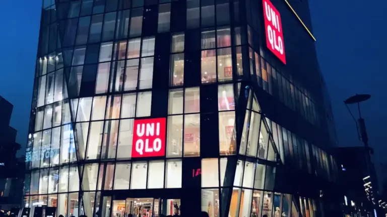 Uniqlo Eyes H&M’s No. 2 Spot After Record Sales and Profits on Global Boom