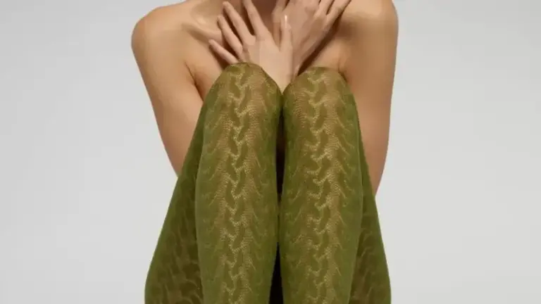 Title: Oroblù Unveils Innovative Bio-Derived Sneakers Tights Collection Using Renewable Fibers