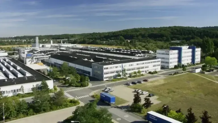 Supply Contract of 500 Tonnes of Green Hydrogen by tesa, EWE